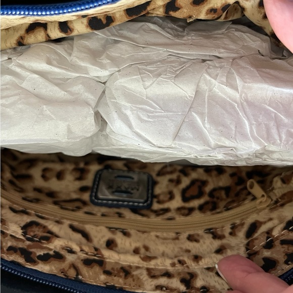 Maxx New York Signature handbags 👜 - Picture 8 of 16